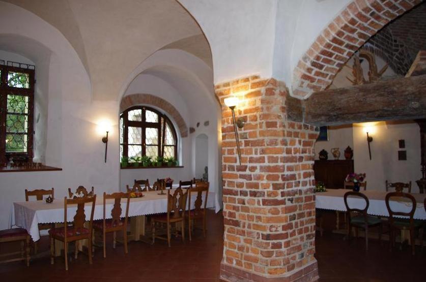 Zamek W Czernej Bed & Breakfast Czerna Bagian luar foto