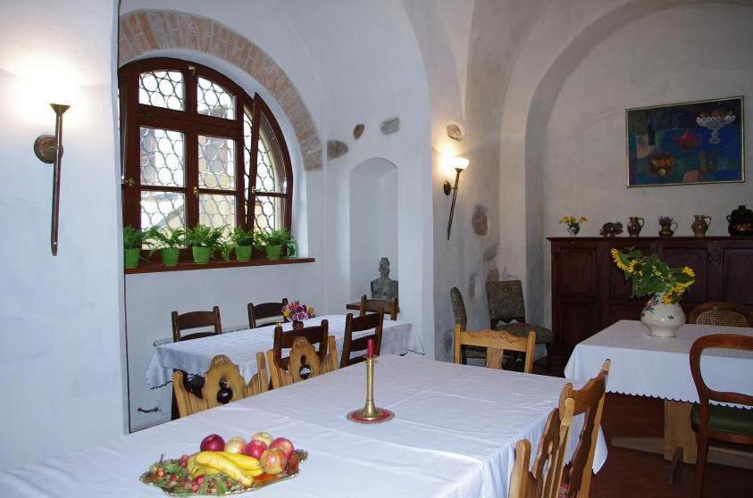 Zamek W Czernej Bed & Breakfast Czerna Bagian luar foto